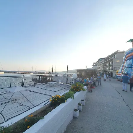Apartment Princess Lux Near Black Sea