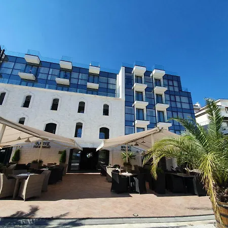 Princess Lux Near Black Sea Apartment