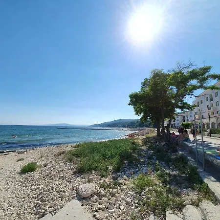 Apartment Princess Lux Near Black Sea