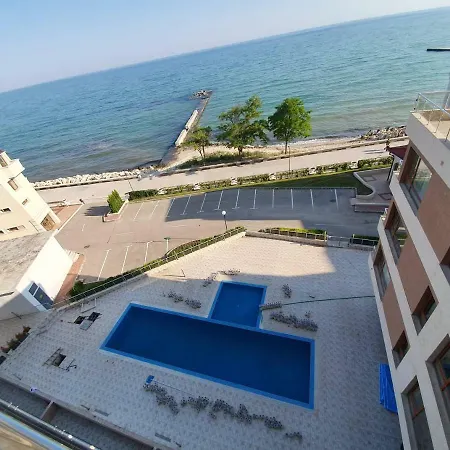 Апартаменты Princess Lux Near Black Sea