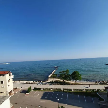 Princess Lux Near Black Sea Апартаменты *