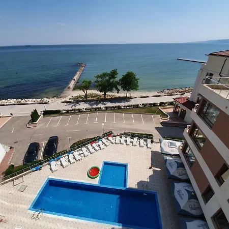 Апартаменты Princess Lux Near Black Sea *