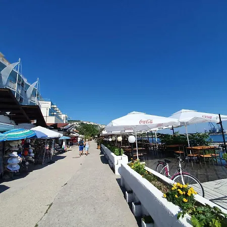 Princess Lux Near Black Sea Апартаменты Балчик
