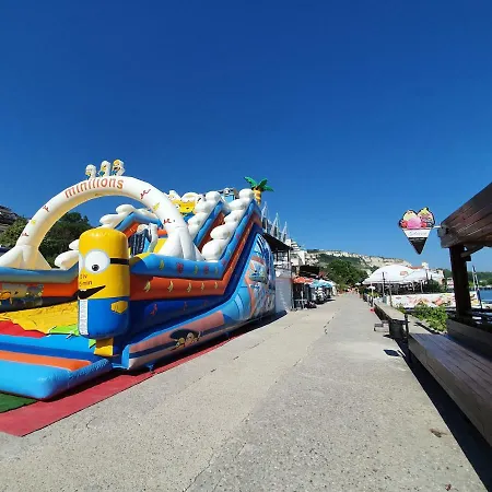 Princess Lux Near Black Sea Апартаменты Балчик